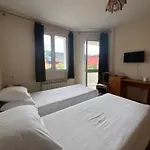 Niko 2* Samokov